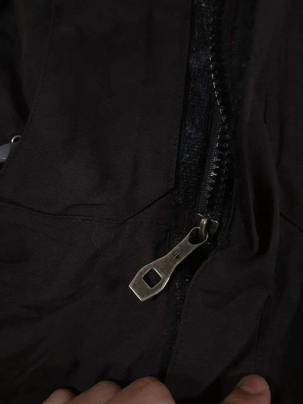 The North Face Jacket Mens L Black HyVent Hooded Waterproof Rain Shell Hiking